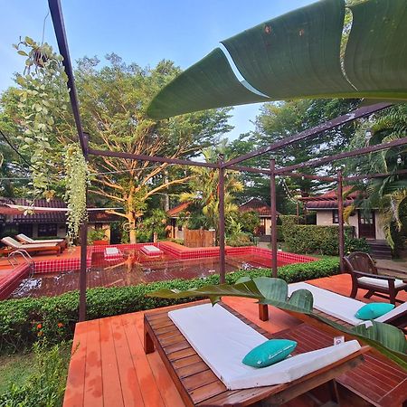 Red Moon Hideaway Hotel Koh Chang Exterior photo
