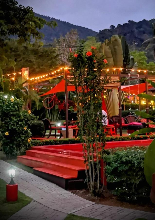 Red Moon Hideaway Hotel Koh Chang Exterior photo